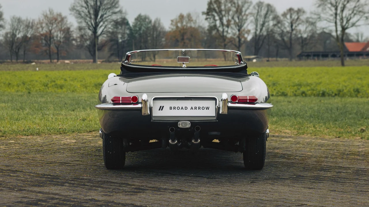 1962 Jaguar E-Type Series 1 - Image 17 of 31