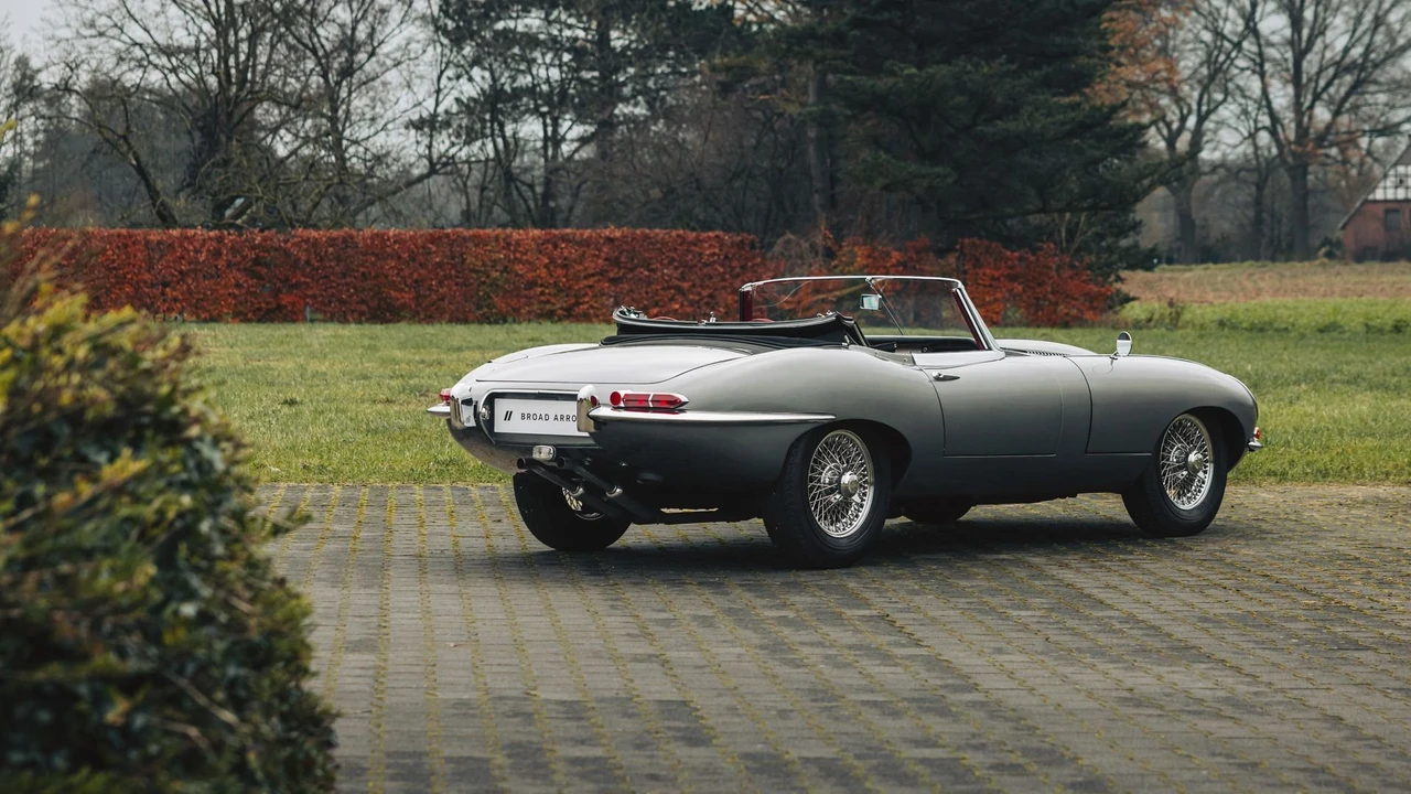 1962 Jaguar E-Type Series 1 - Image 18 of 31