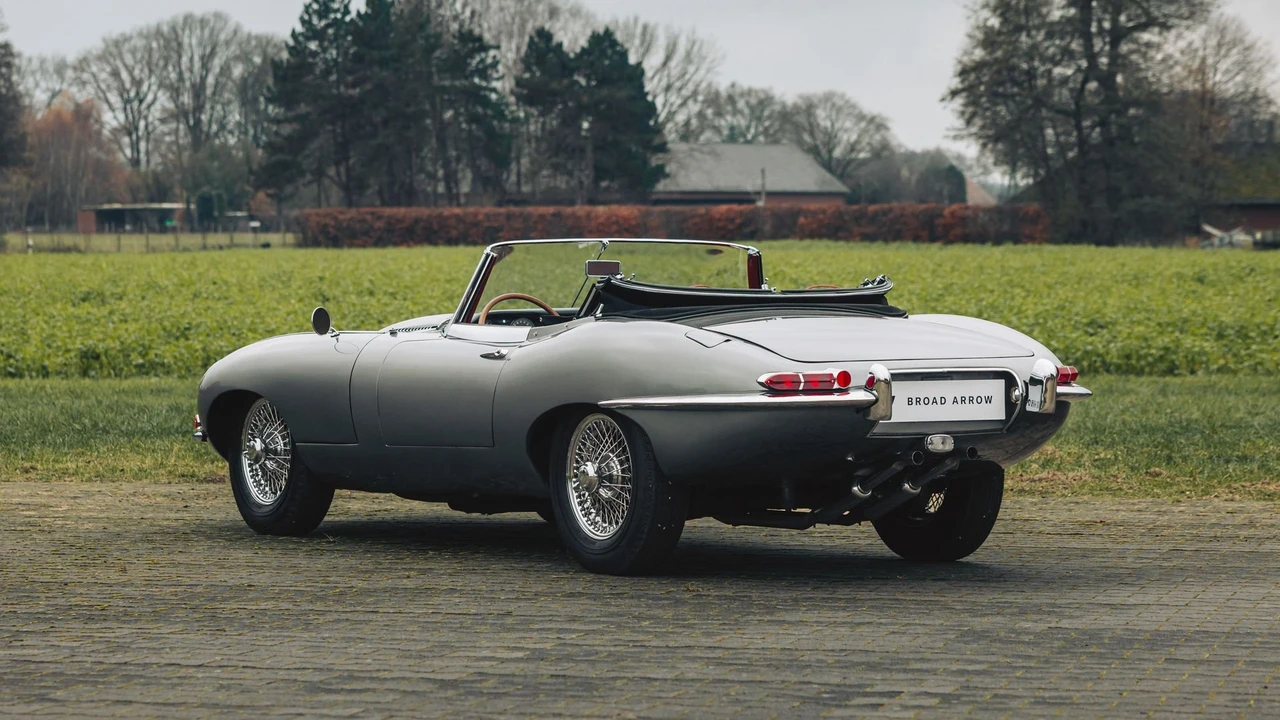 1962 Jaguar E-Type Series 1 - Image 24 of 31