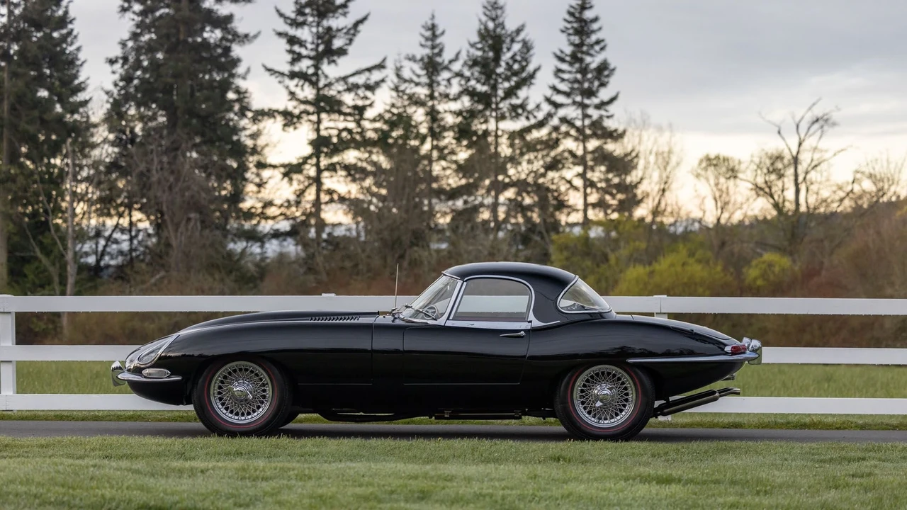 1962 Jaguar E-Type Series 1 - Image 17 of 31