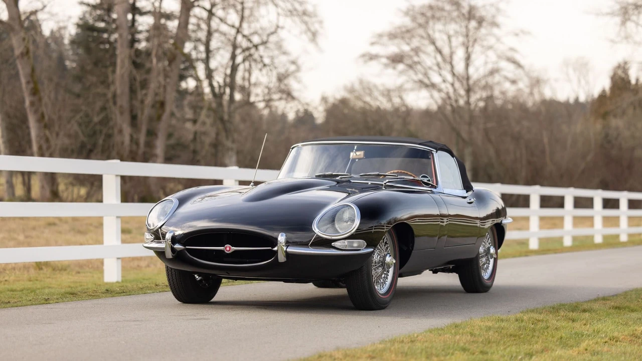 1962 Jaguar E-Type Series 1 - Image 16 of 31
