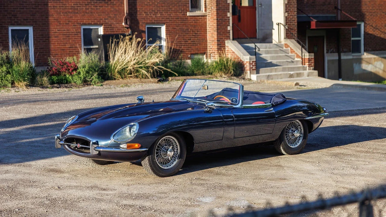1962 Jaguar E-Type Series 1 - Image 2 of 31