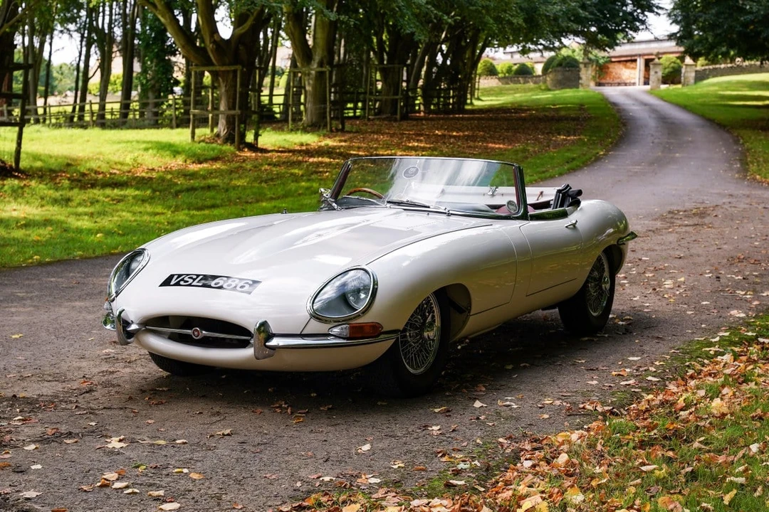 1962 Jaguar E-Type Series 1 - Image 2 of 30