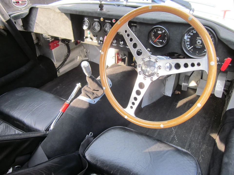 1962 Jaguar E-Type Series 1 - Image 11 of 12