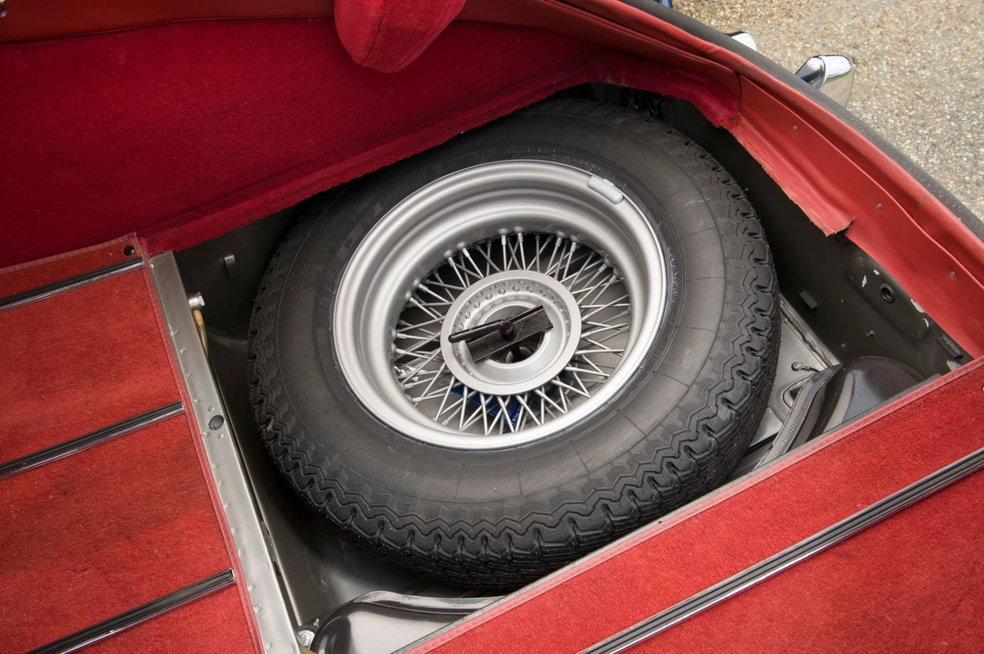 1962 Jaguar E-Type Series 1 - Image 16 of 26