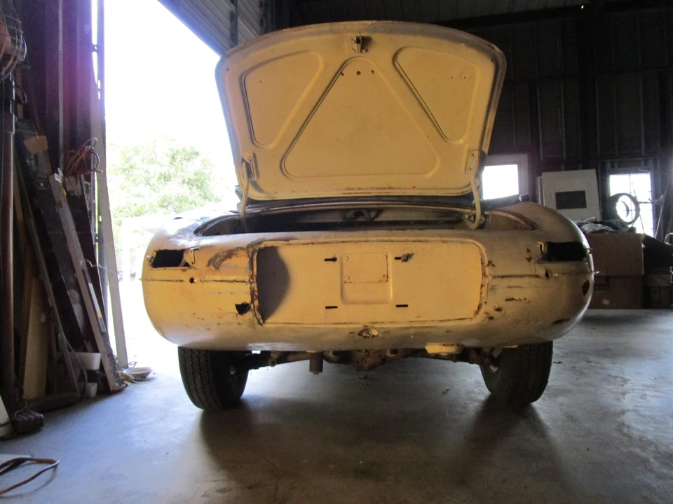 1962 Jaguar E-Type Series 1 - Image 18 of 31