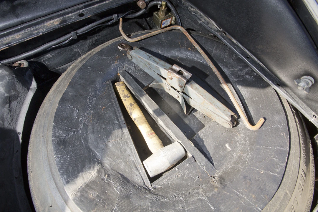 1962 Jaguar E-Type Series 1 - Image 13 of 28
