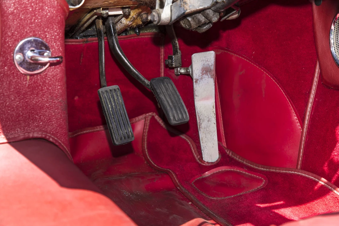 1962 Jaguar E-Type Series 1 - Image 14 of 31