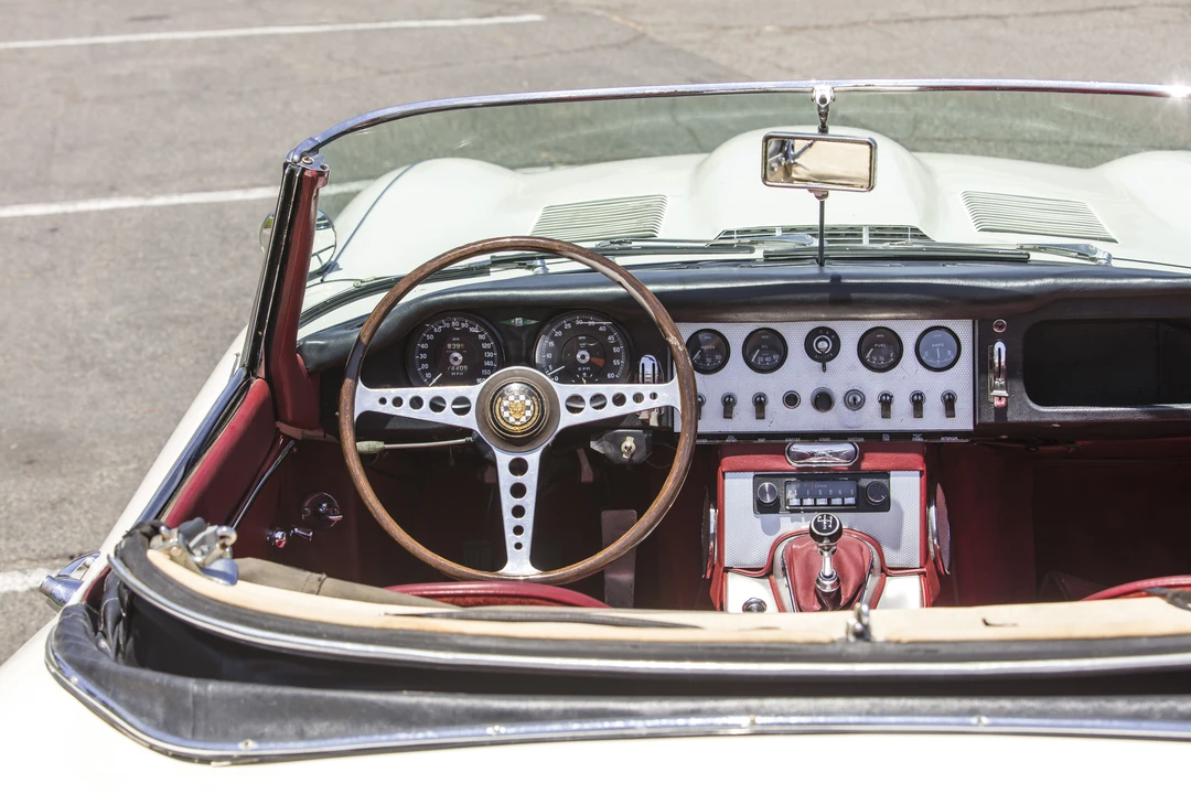 1962 Jaguar E-Type Series 1 - Image 18 of 31