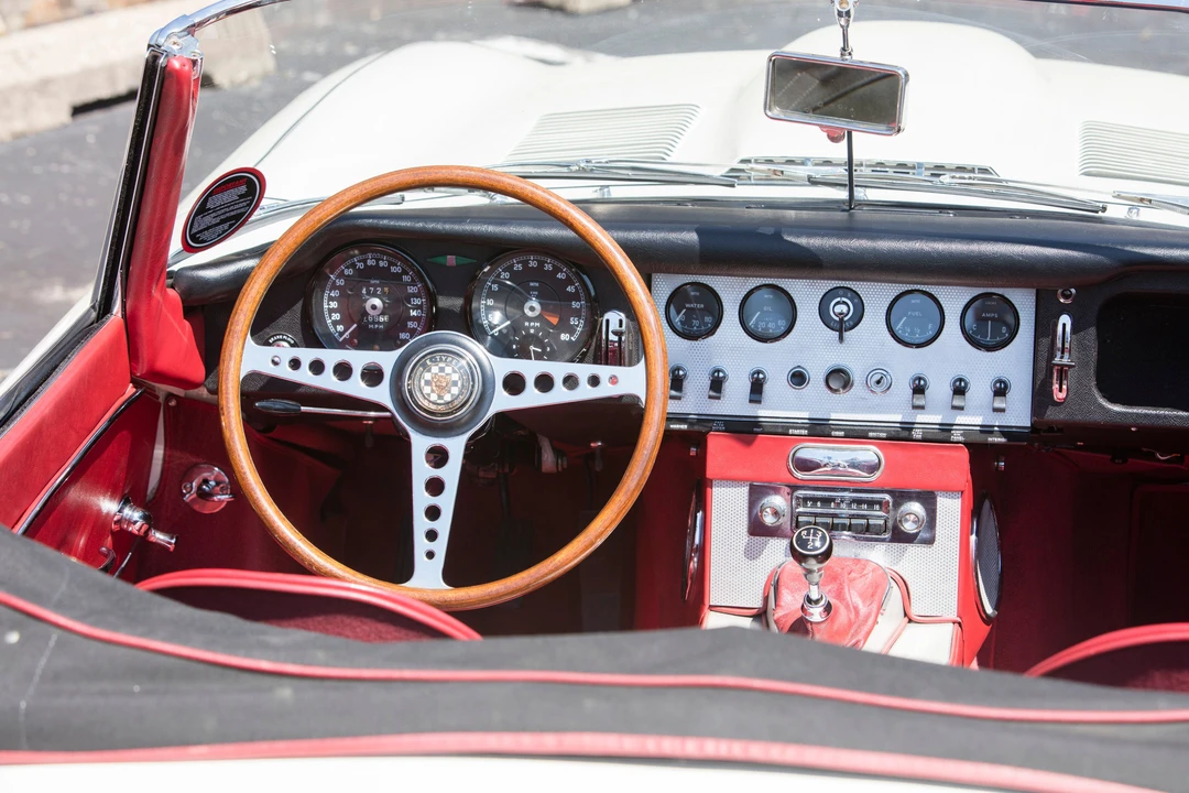 1962 Jaguar E-Type Series 1 - Image 28 of 31