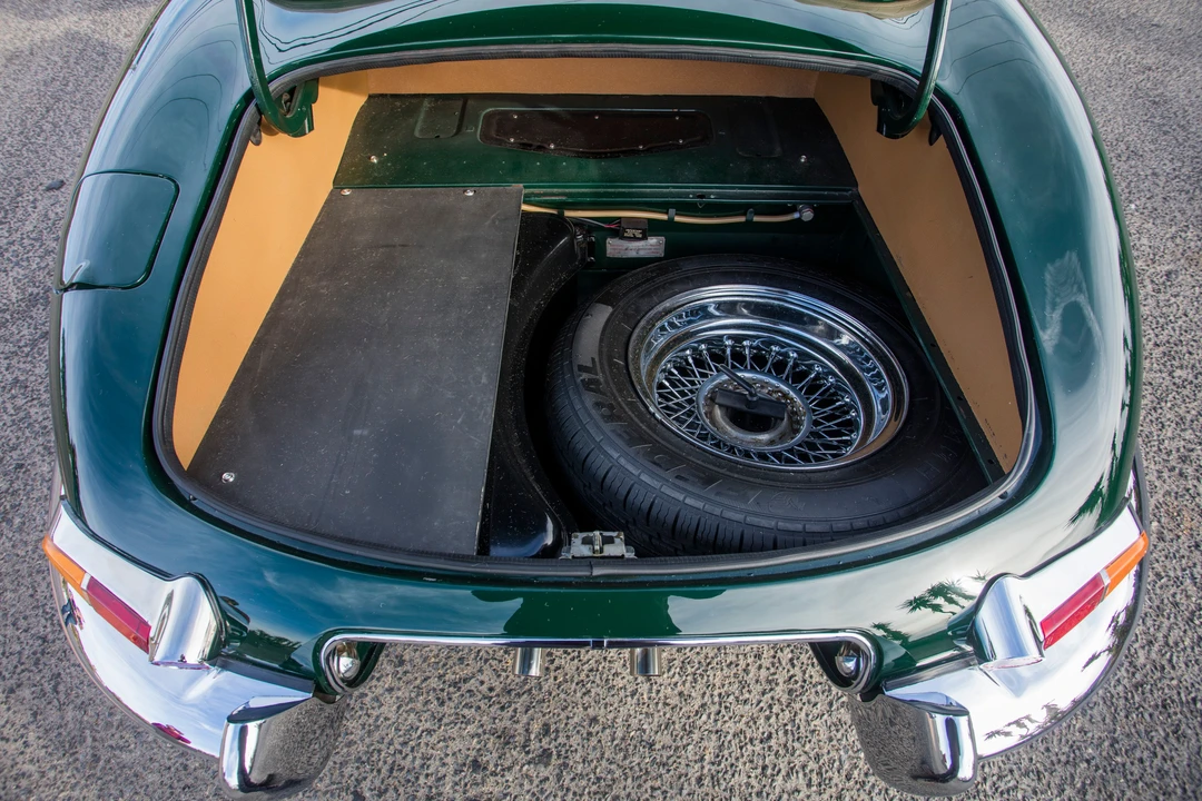 1962 Jaguar E-Type Series 1 - Image 8 of 31