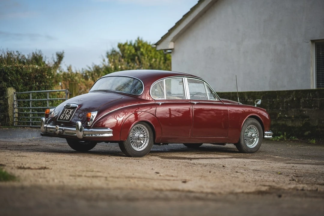 1962 Jaguar Mark II - Image 9 of 30