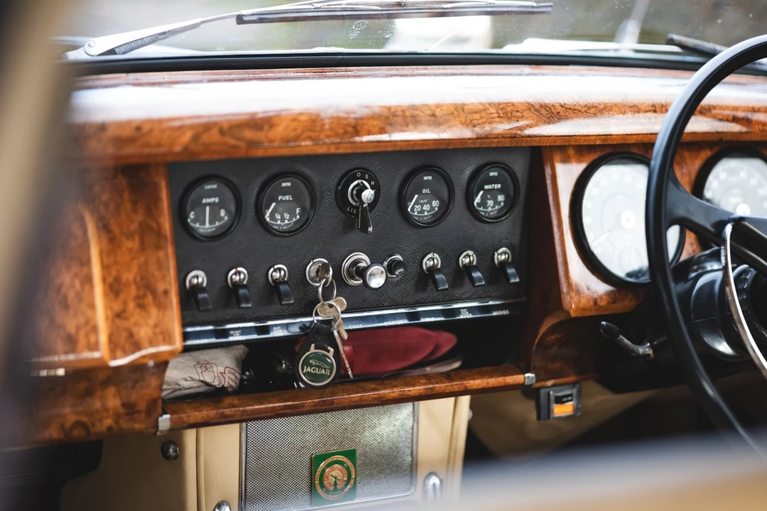 1962 Jaguar Mark II - Image 28 of 30
