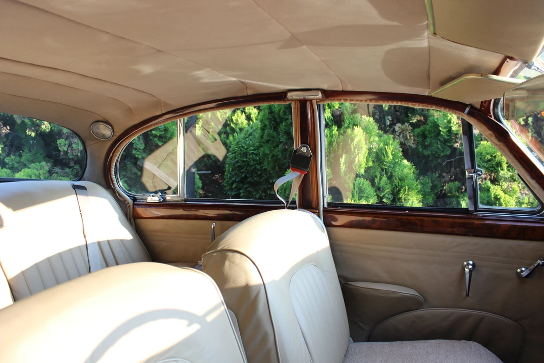 1962 Jaguar Mark II - Image 5 of 12