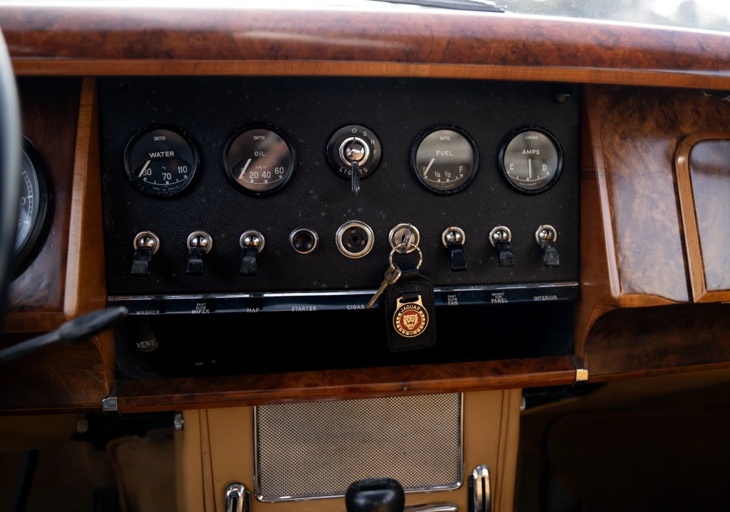 1962 Jaguar Mark II - Image 21 of 31