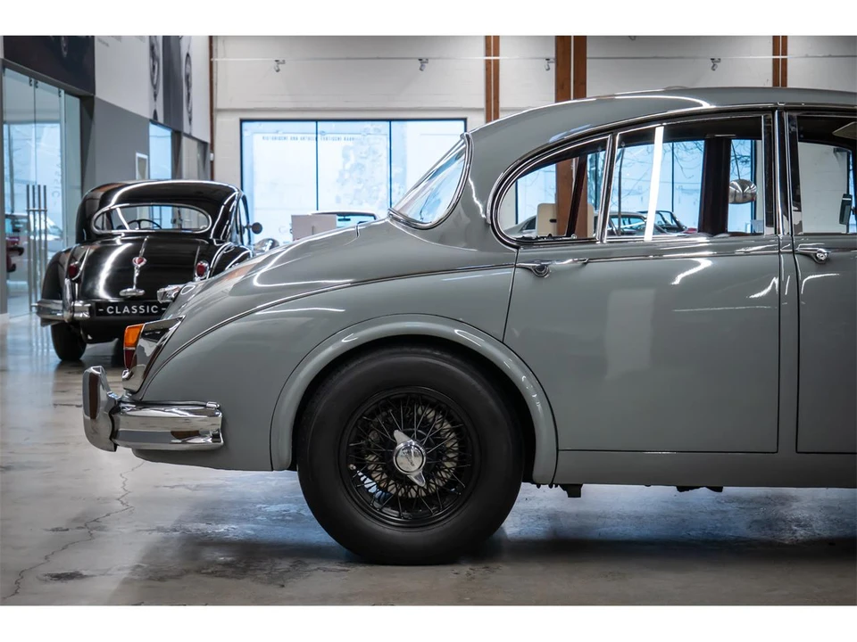 1962 Jaguar Mark II - Image 7 of 30