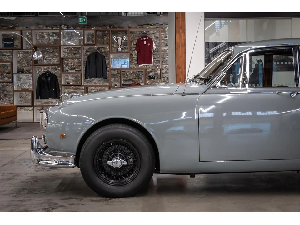 1962 Jaguar Mark II - Image 9 of 30