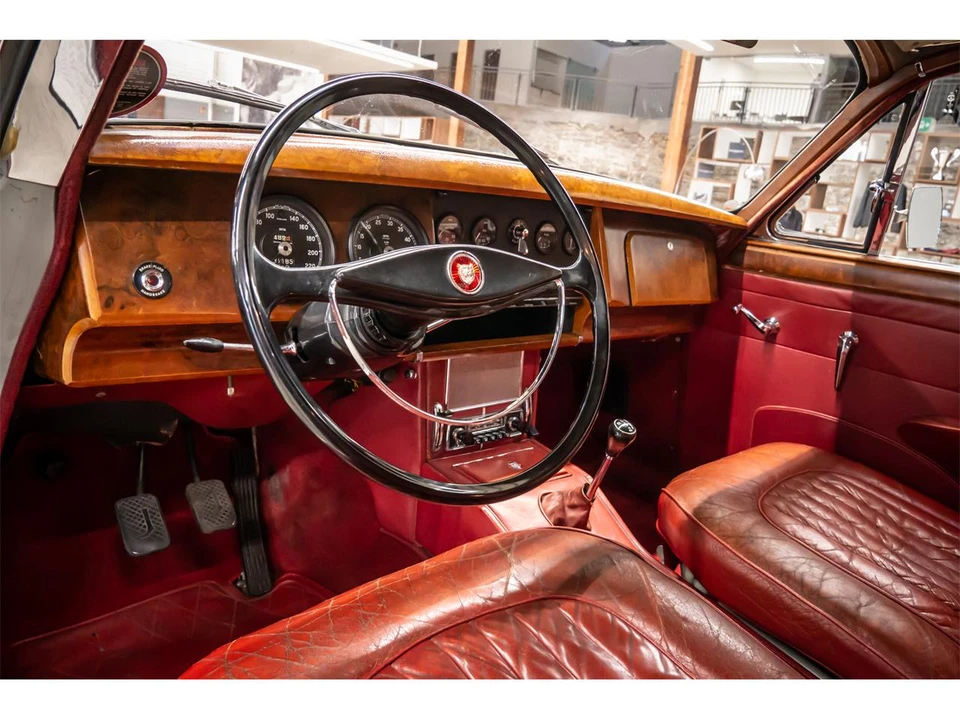 1962 Jaguar Mark II - Image 18 of 30