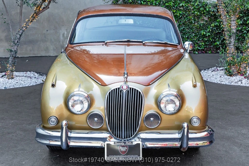 1962 Jaguar Mark II - Image 2 of 12