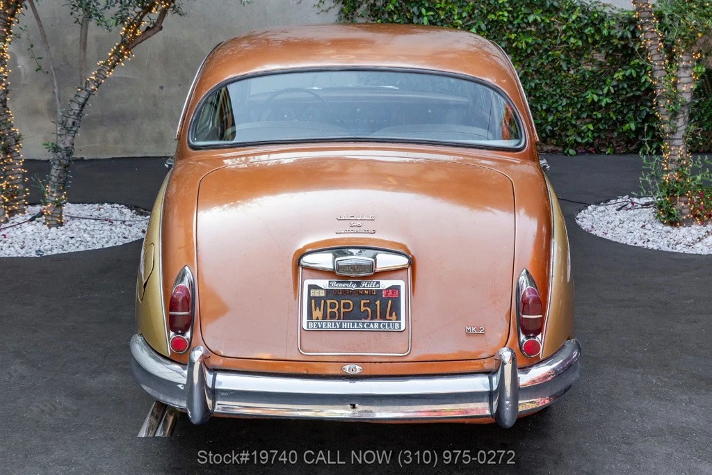 1962 Jaguar Mark II - Image 6 of 12