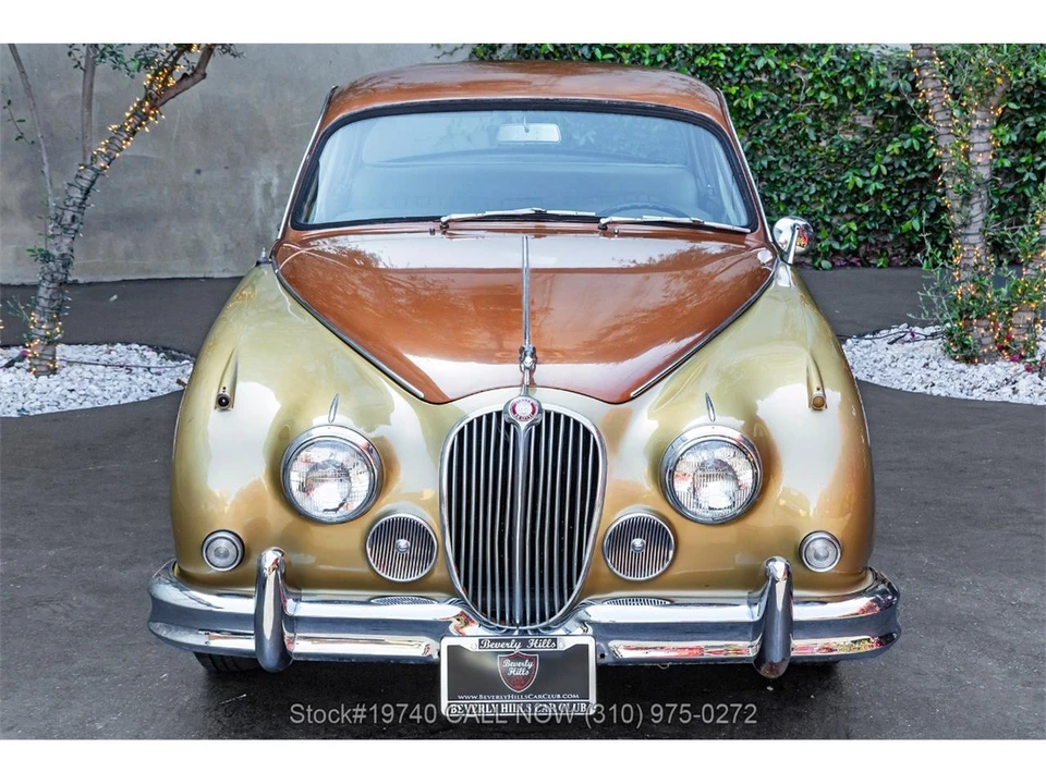 1962 Jaguar Mark II - Image 2 of 31