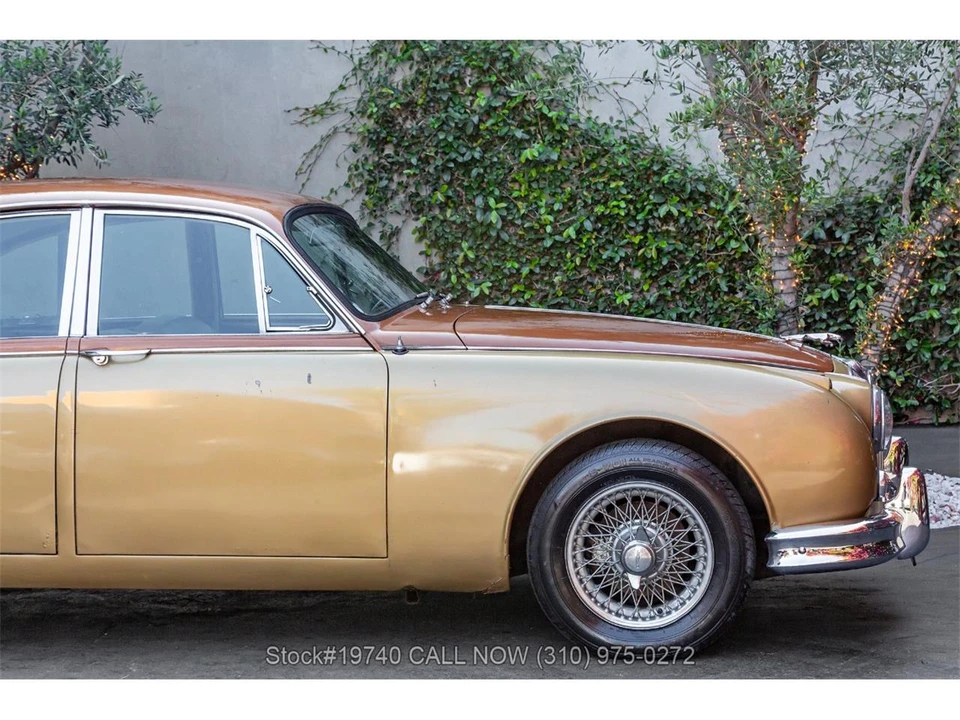 1962 Jaguar Mark II - Image 10 of 31
