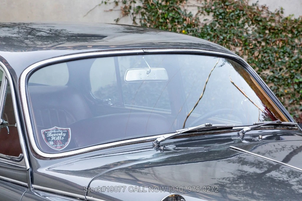 1962 Jaguar Mark II - Image 9 of 12