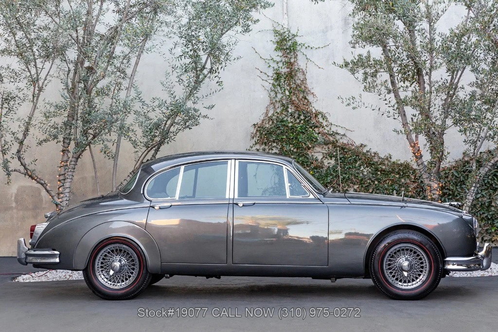 1962 Jaguar Mark II - Image 4 of 12