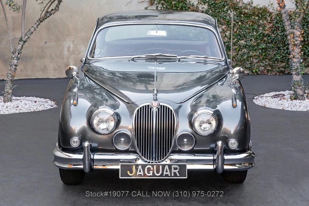 1962 Jaguar Mark II - Image 2 of 12