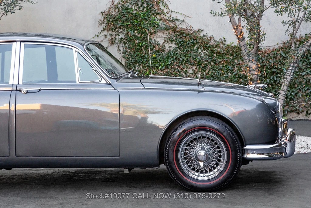 1962 Jaguar Mark II - Image 10 of 12