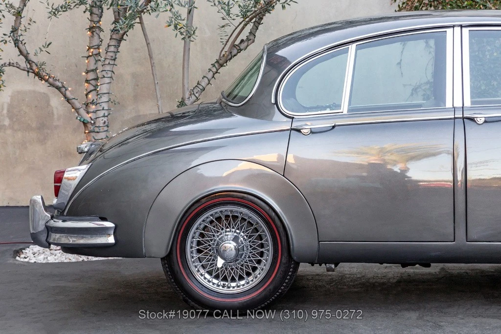 1962 Jaguar Mark II - Image 11 of 12
