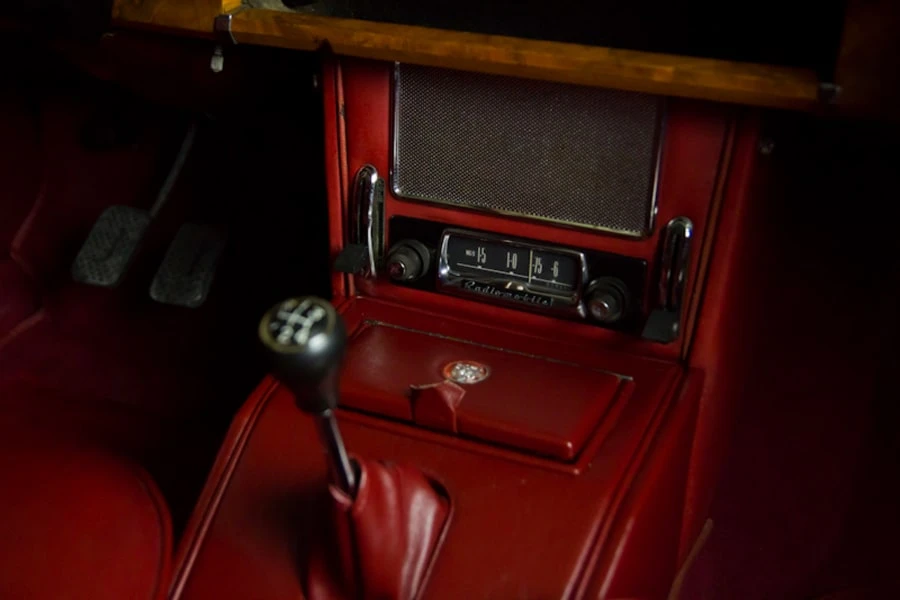 1962 Jaguar Mark II - Image 4 of 8