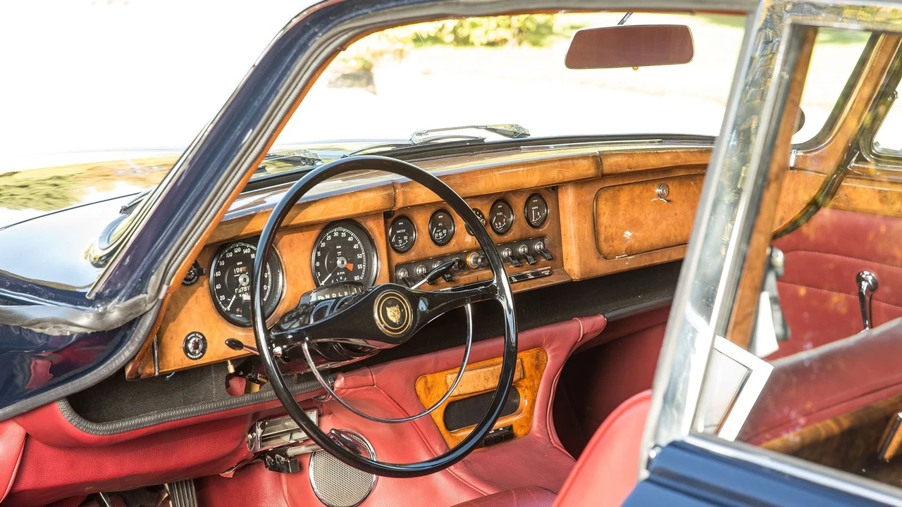1962 Jaguar Mark X - Image 2 of 31