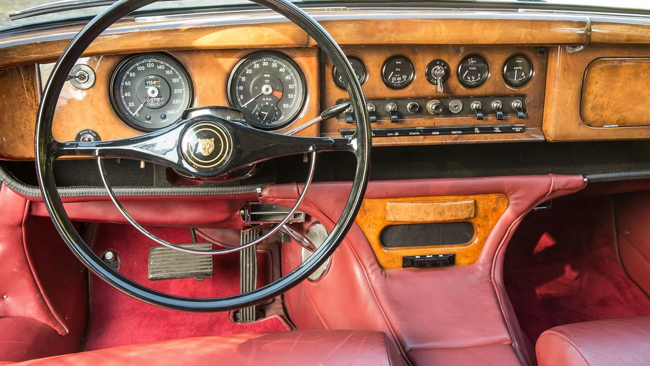1962 Jaguar Mark X - Image 27 of 31