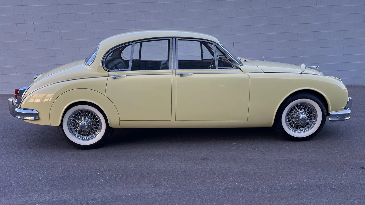 1962 Jaguar Mark II - Image 6 of 31