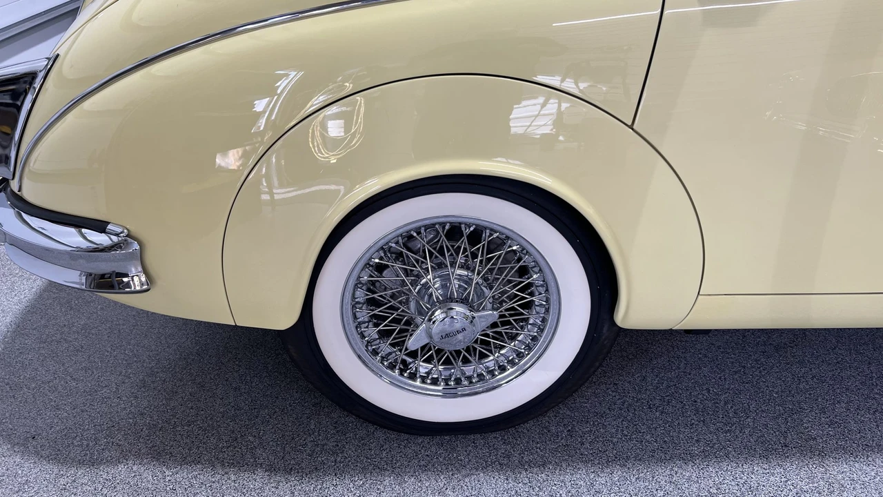 1962 Jaguar Mark II - Image 18 of 31