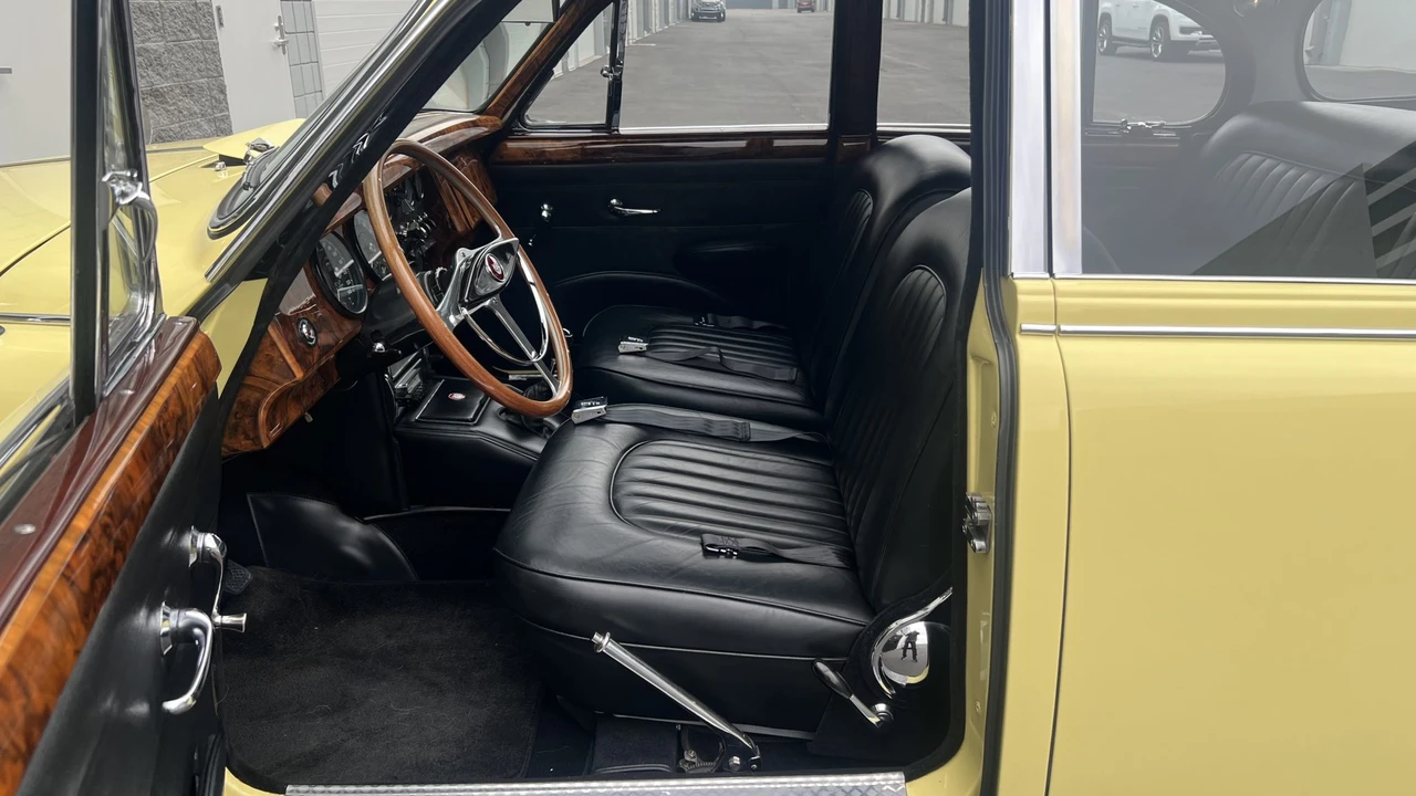 1962 Jaguar Mark II - Image 28 of 31