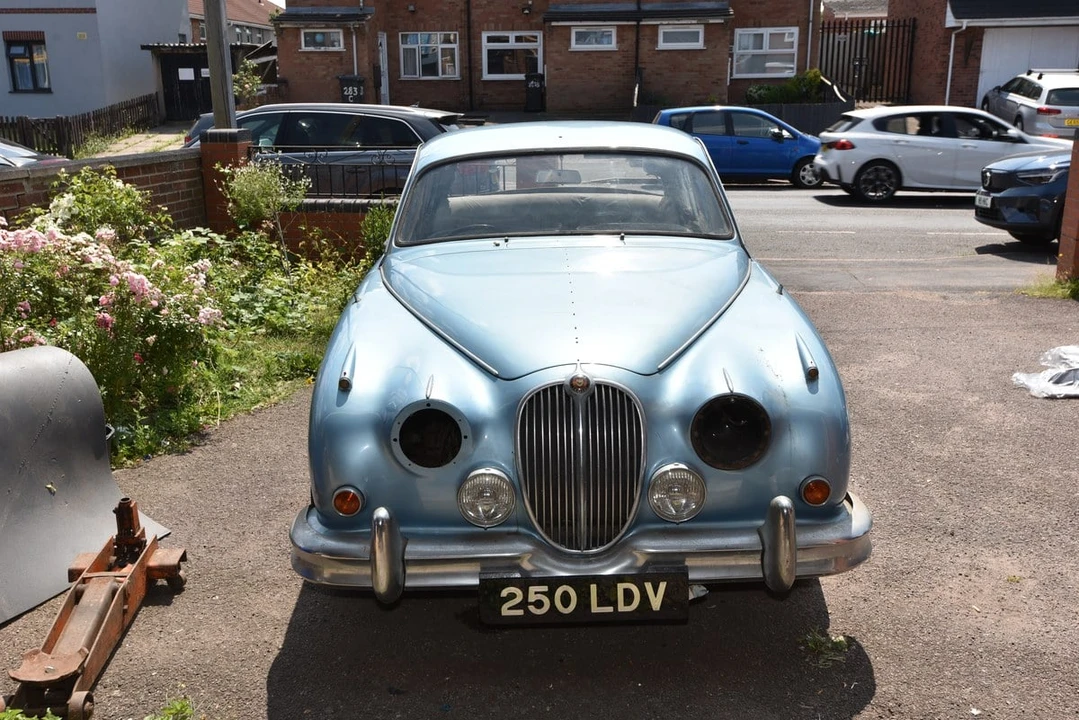 1962 Jaguar Mark II - Image 2 of 30