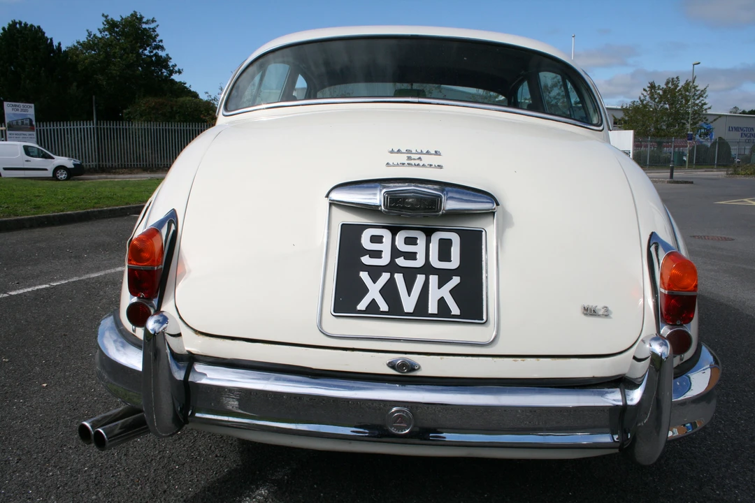 1962 Jaguar Mark II - Image 11 of 26