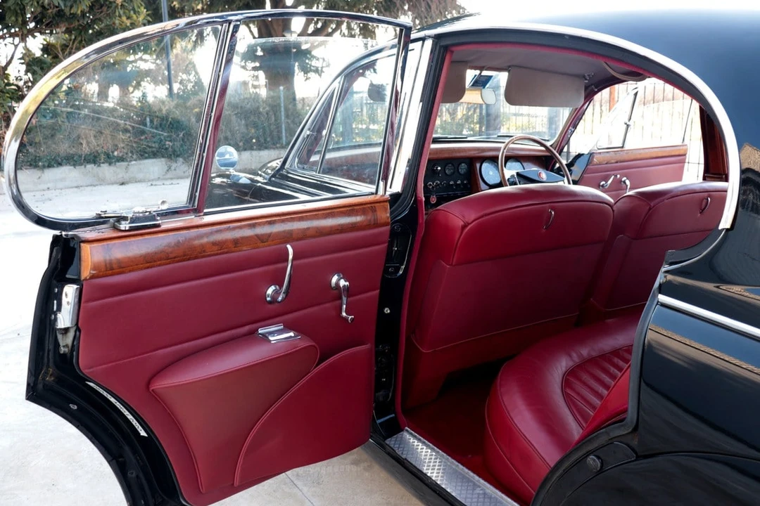1962 Jaguar Mark II - Image 18 of 30