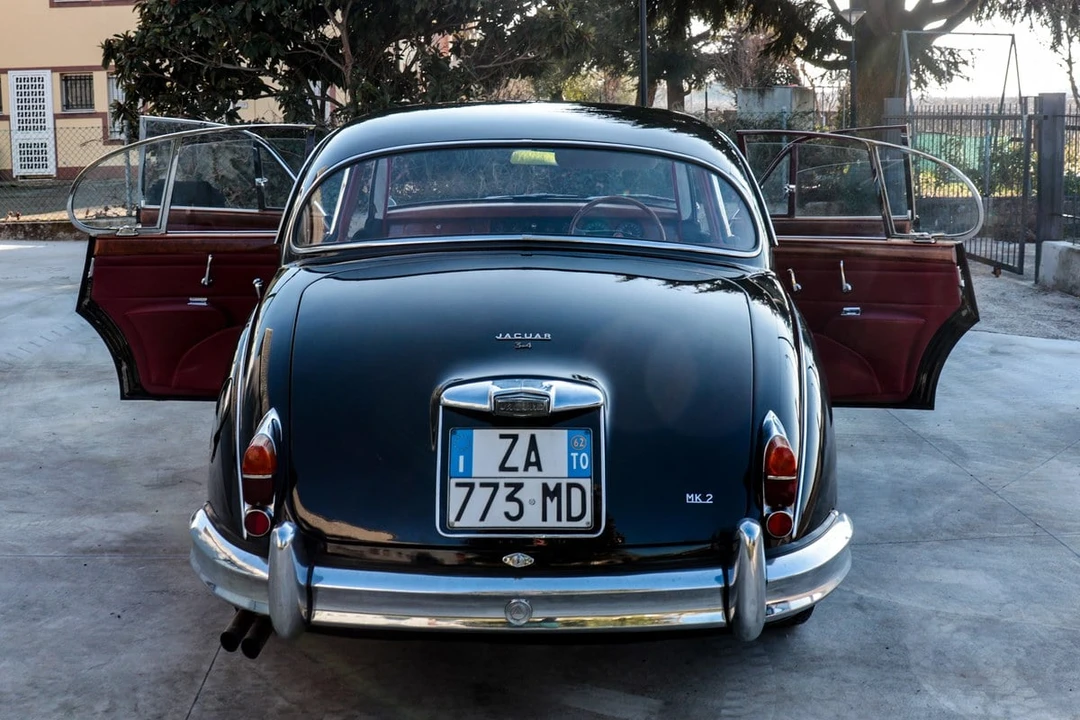 1962 Jaguar Mark II - Image 7 of 30