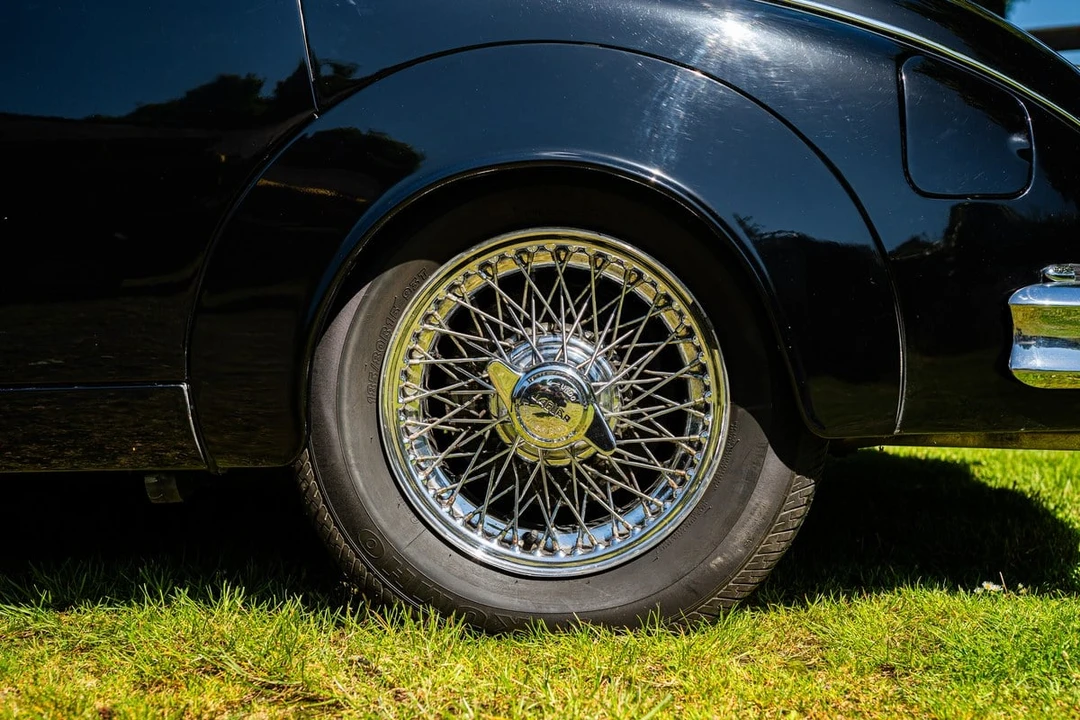 1962 Jaguar Mark II - Image 9 of 30