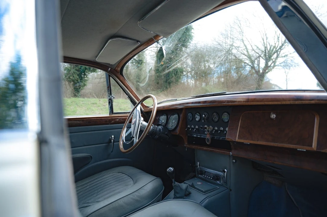 1962 Jaguar Mark II - Image 28 of 30