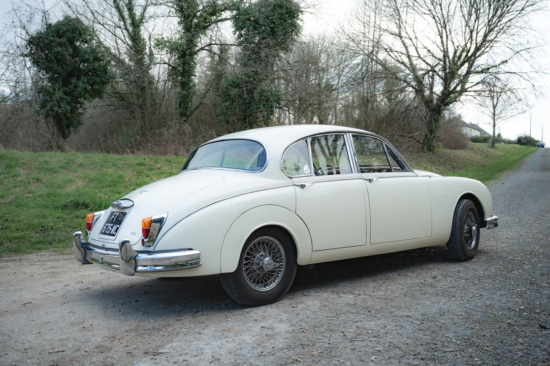 1962 Jaguar Mark II - Image 2 of 30