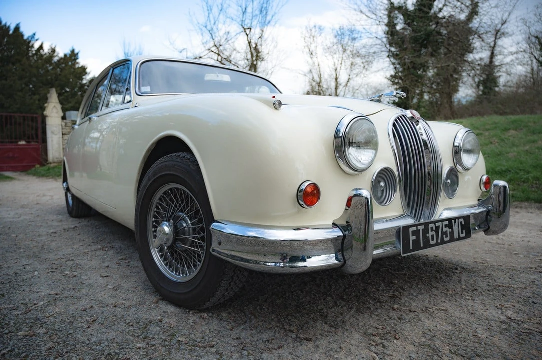 1962 Jaguar Mark II - Image 9 of 30