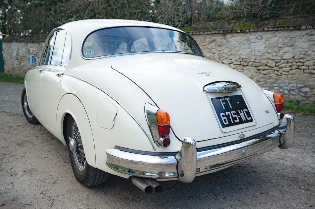 1962 Jaguar Mark II - Image 10 of 30