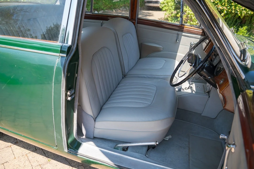 1962 Jaguar Mark II - Image 9 of 30