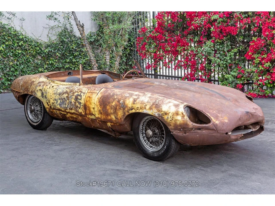 1962 Jaguar E-Type Series 1 - Image 2 of 31