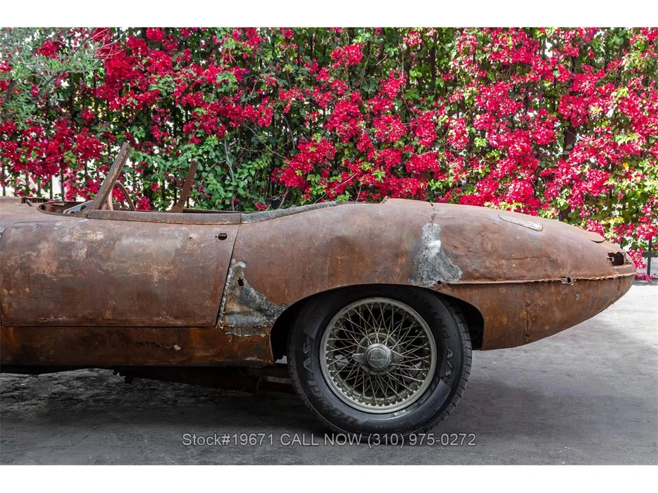1962 Jaguar E-Type Series 1 - Image 12 of 31
