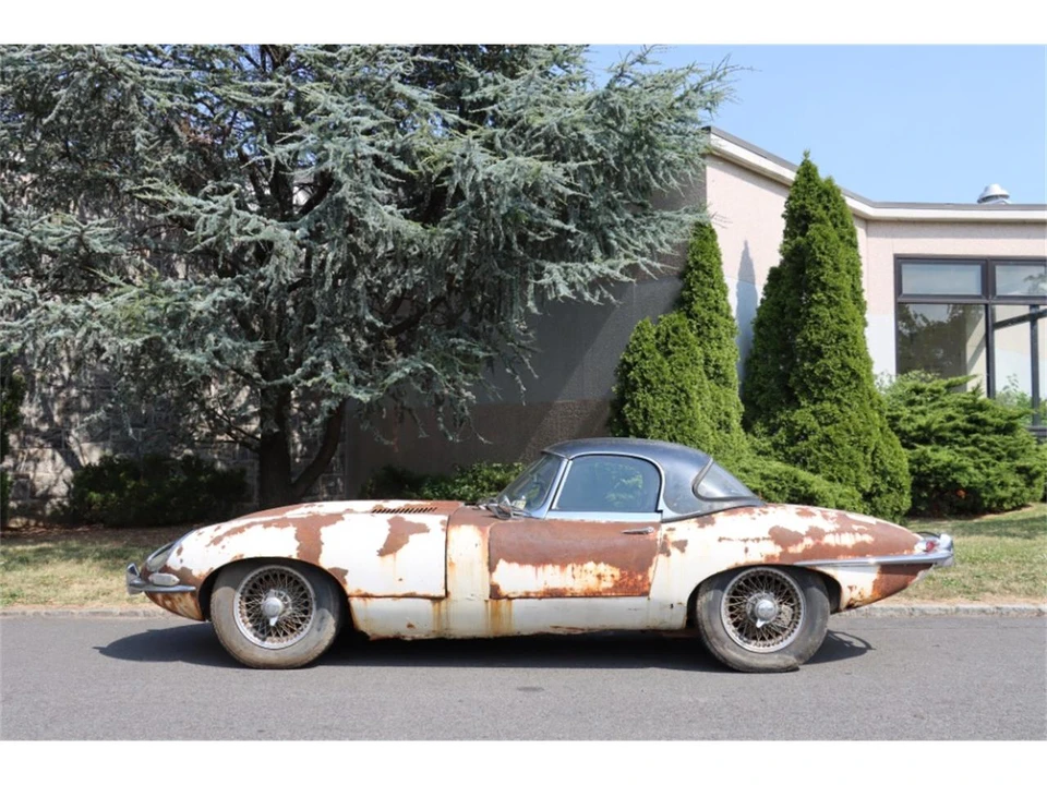 1962 Jaguar E-Type Series 1 - Image 4 of 8